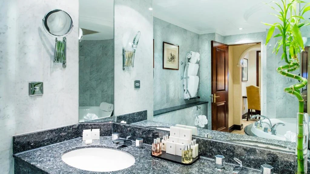 Millennium Gloucester Hotel London